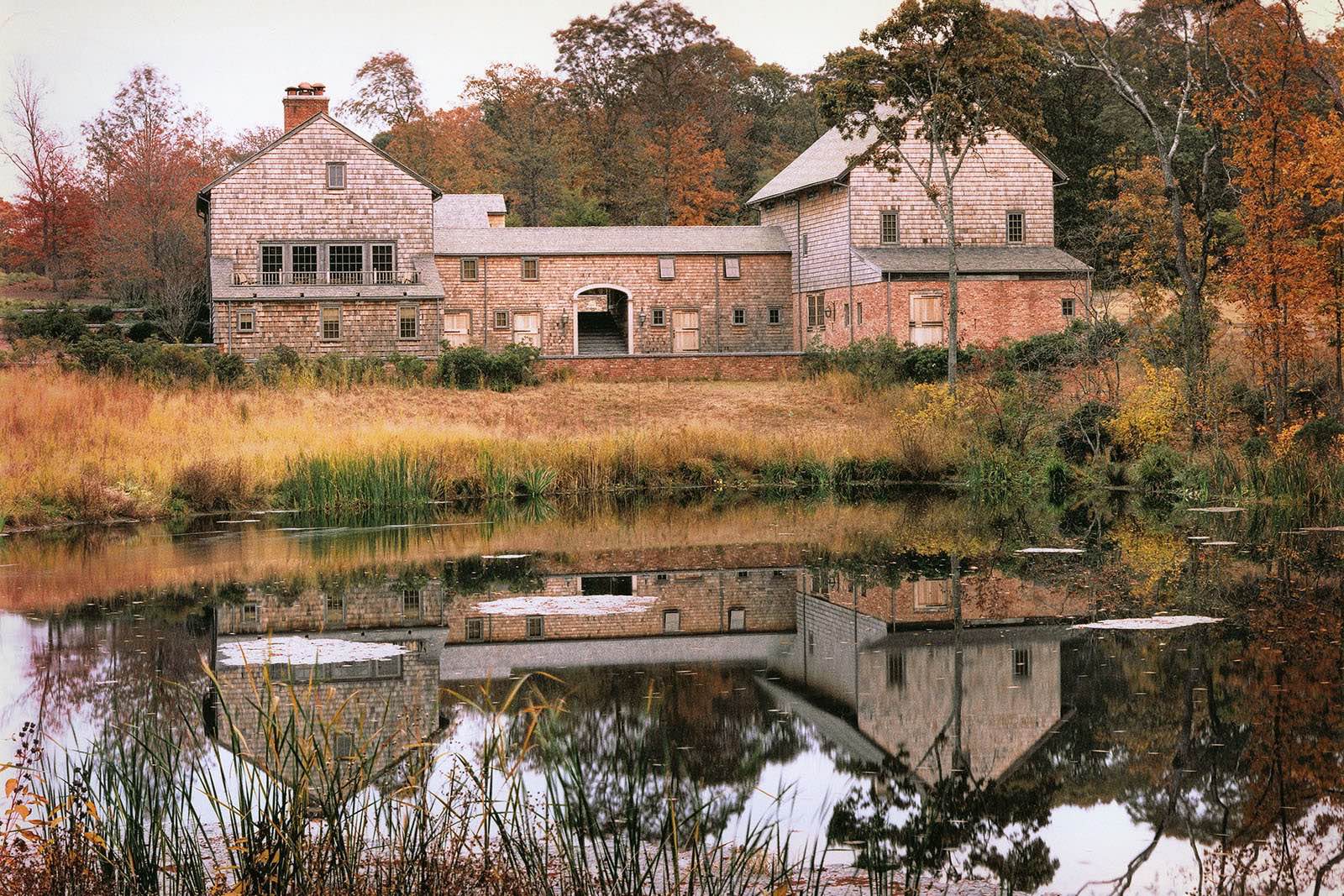 Gentry Project: Robins Island Retreat